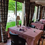 De Pavillon Saint-hubert 2*