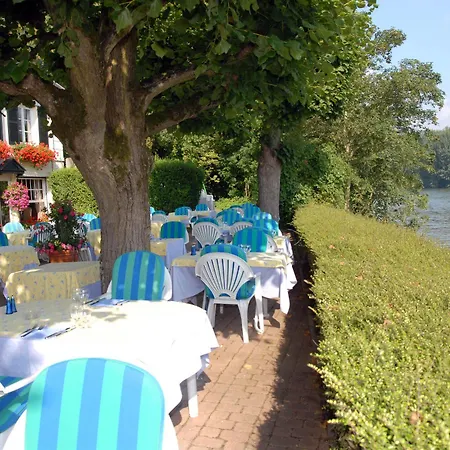 De Pavillon Saint-hubert Hotel 2*
