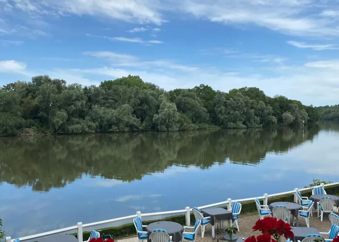 Hotel De Pavillon Saint-hubert 2*