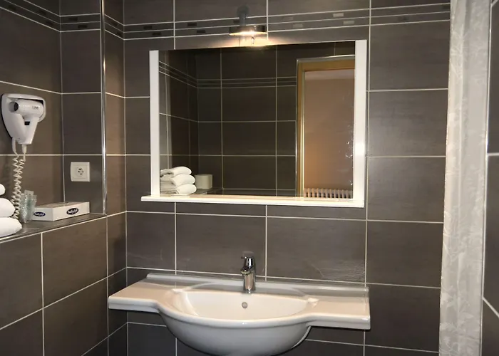 De Pavillon Saint-hubert 2* Gouvieux