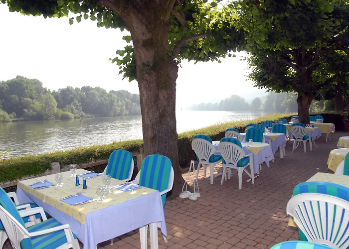 Hotel De Pavillon Saint-hubert 2*