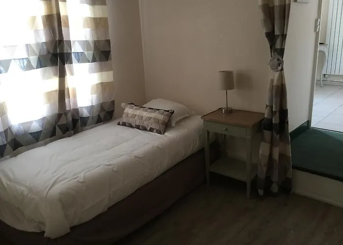 Hotel De Pavillon Saint-hubert Gouvieux