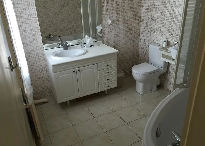 Hotel De Pavillon Saint-hubert Gouvieux