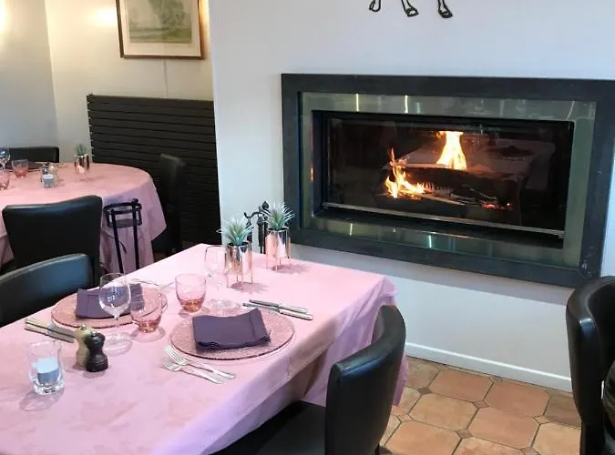 Hotel De Pavillon Saint-hubert 2*